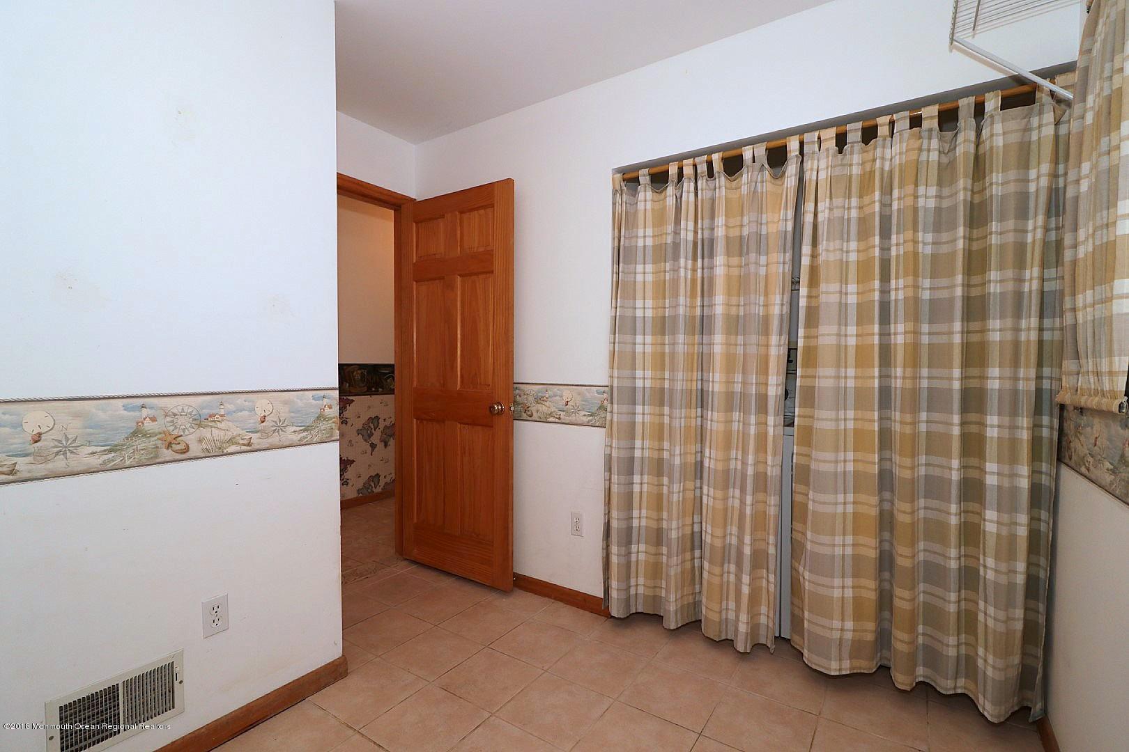 6 Compass Road Waretown, NJ 08758 - Photo 25 of 89 ANOTHER VIEW LAUNDRY