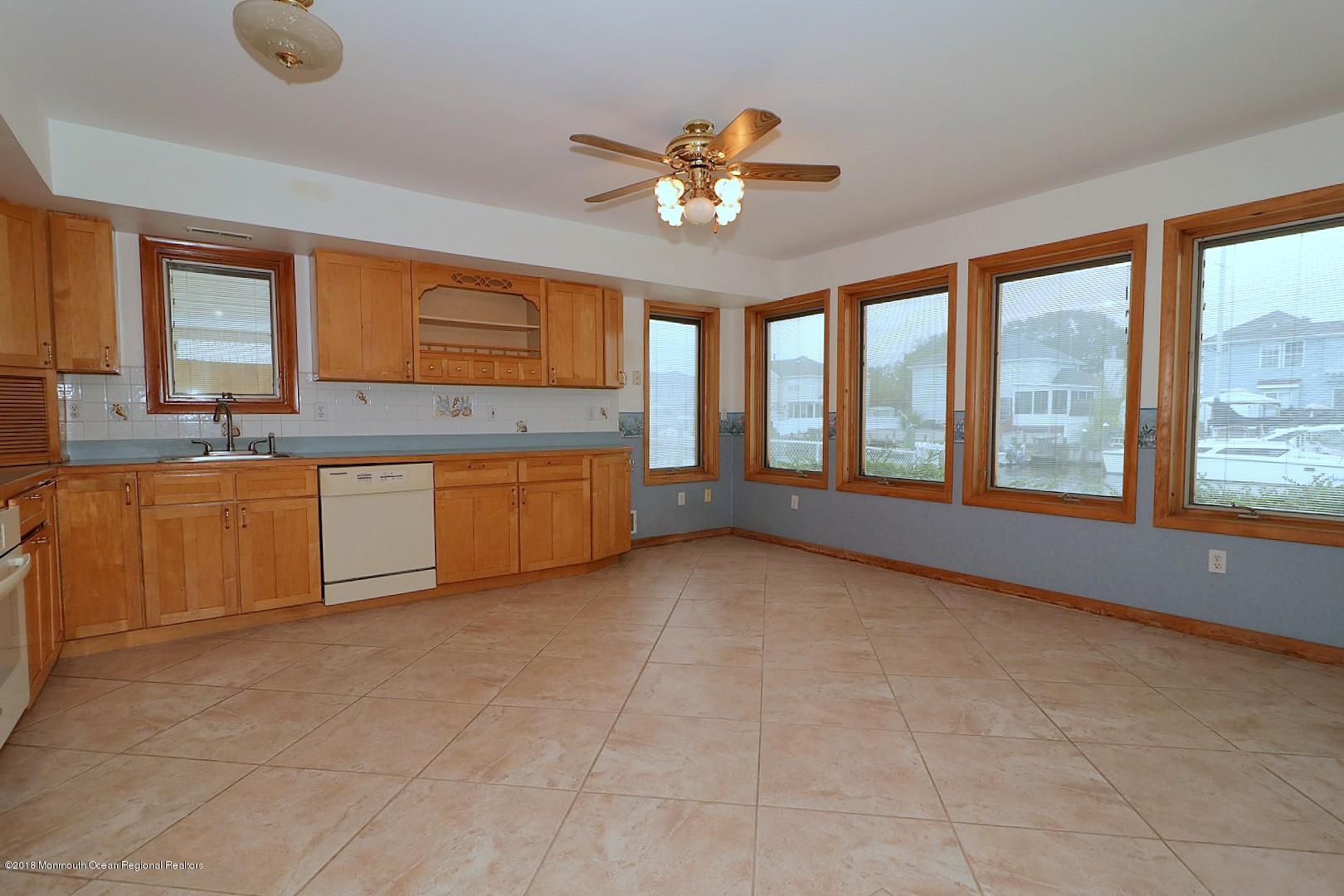 6 Compass Road Waretown, NJ 08758 - Photo 29 of 89 LARGE KITCHEN