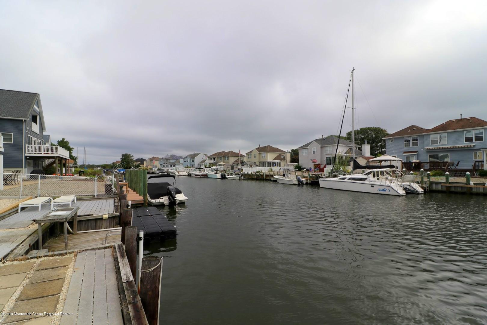 6 Compass Road Waretown, NJ 08758 - Photo 7 of 89 YOUR DEEP AND WIDE LAGOON
