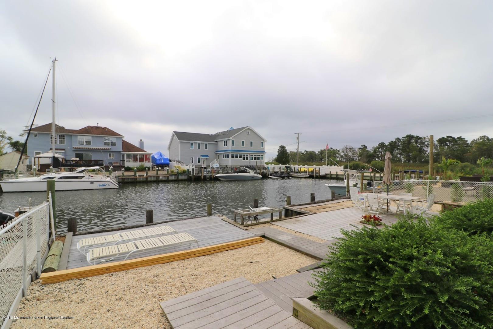 6 Compass Road Waretown, NJ 08758 - Photo 10 of 89 SINK AT DOCK