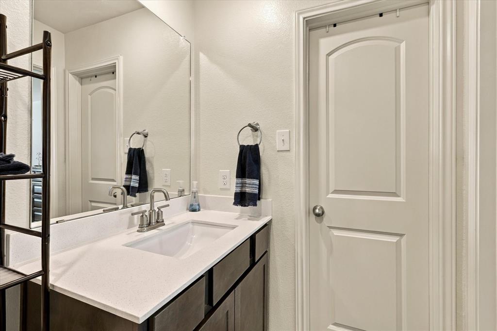 14017 Golden Valley Road Ponder, TX 76259 - Photo 28 of 40 Gallery Image 28