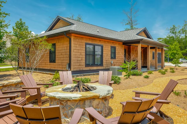 $995,000 | 8 Heather Lane, Rising Fawn, GA 30738