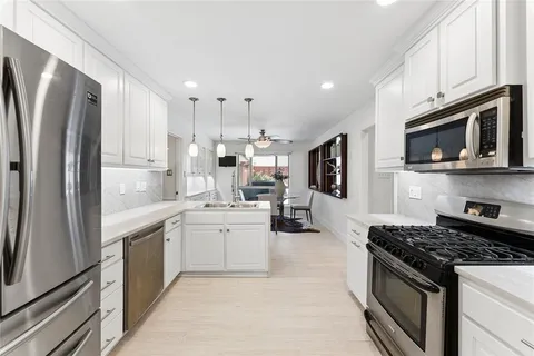 $850,000 | 15415 Leavalley Drive, Dallas, TX 75248