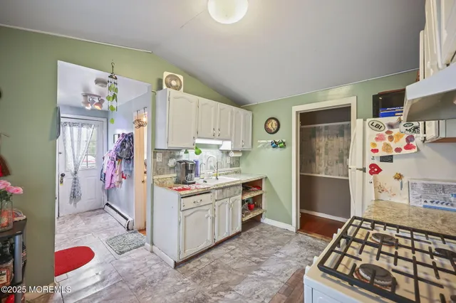 $329,000 | 904 Central Avenue, Union Beach, NJ 07735