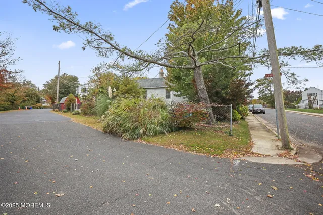 $329,000 | 904 Central Avenue, Union Beach, NJ 07735