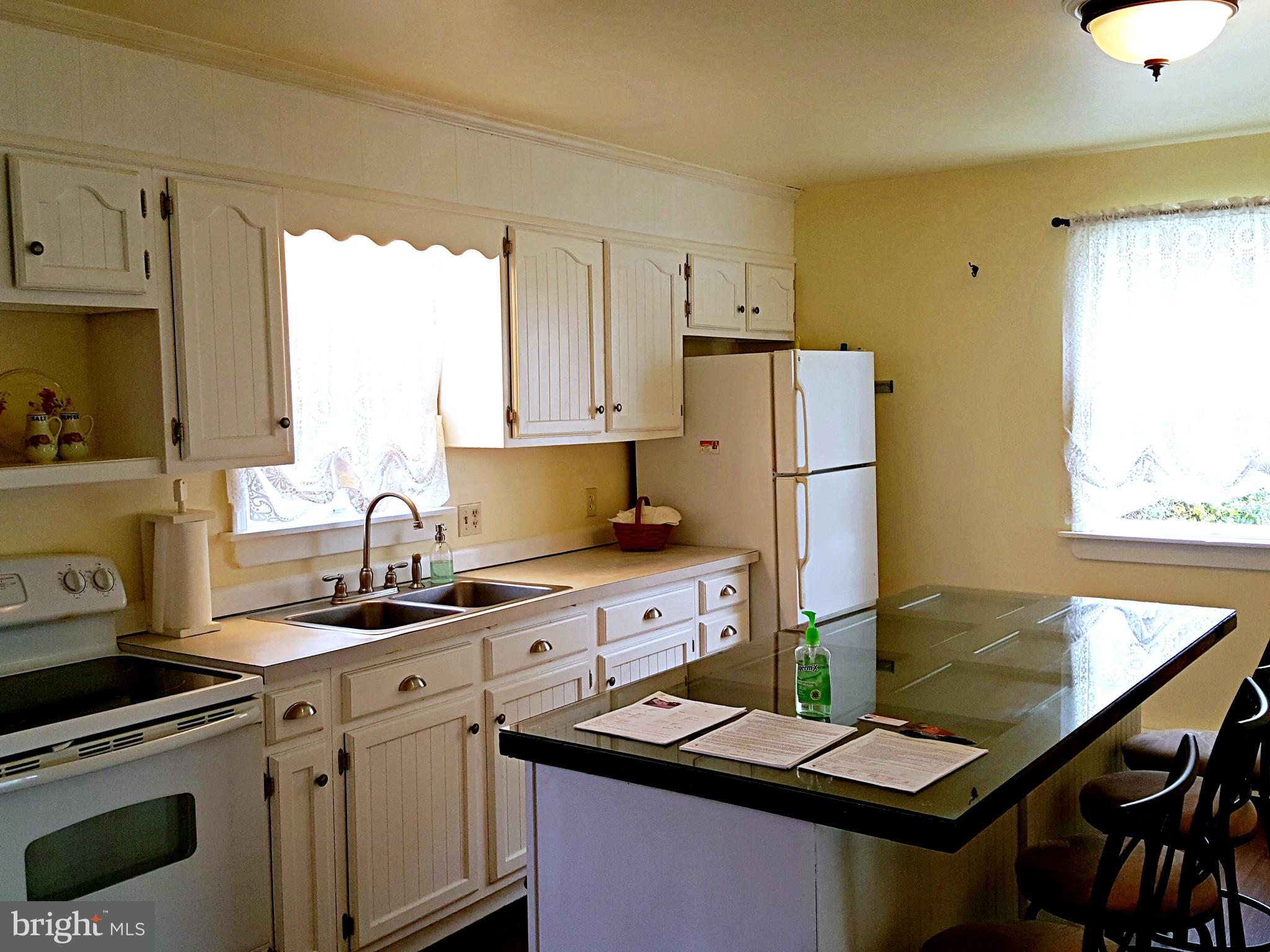 3221 Compass Road Honey Brook, PA 19344 - Photo 29 of 40 Kitchen