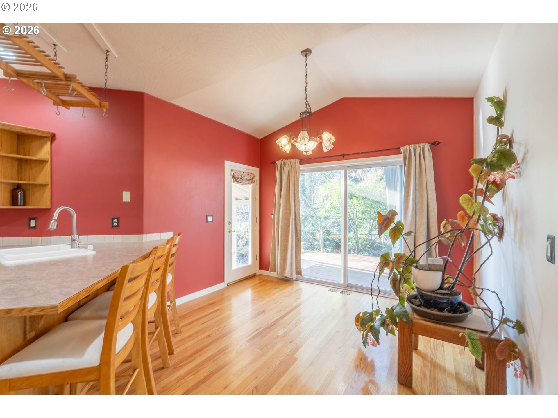 4366 Berry Lane Eugene, OR 97404 - Photo 16 of 42