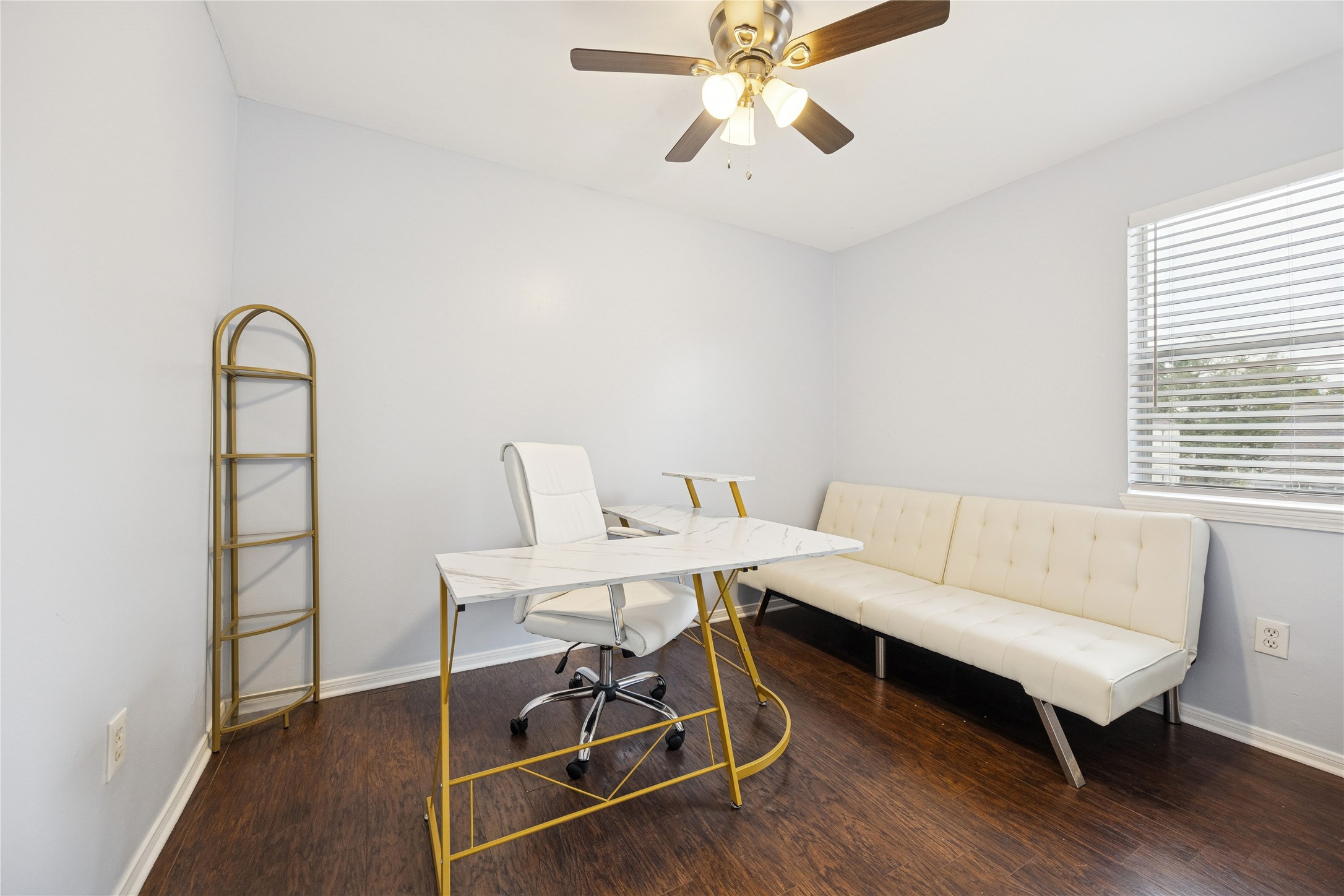 2614 Cleburne Street Houston, TX 77004 - Photo 16 of 22 The ultimate flex space. Whether utilized as a plush guest room or a quiet executive study, this bright environment adapts seamlessly to your lifestyle demands.