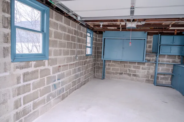 a view of a storage & utility room