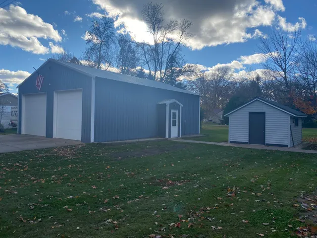 $199,900 | 202 East Rutherford Street, Ogilvie, MN 56358