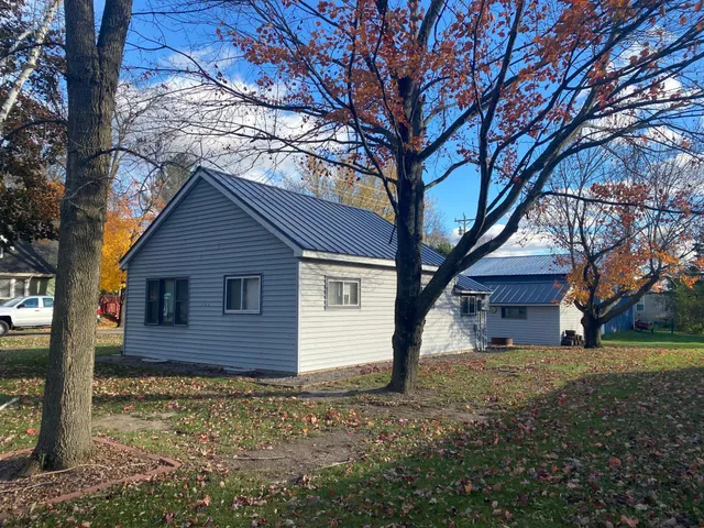 $199,900 | 202 East Rutherford Street, Ogilvie, MN 56358