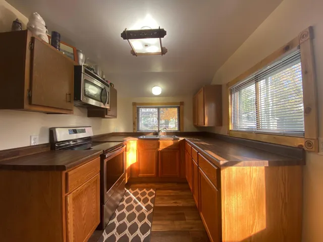 $199,900 | 202 East Rutherford Street, Ogilvie, MN 56358