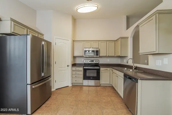 $1,805 | 25279 West Parkside Lane South, Buckeye, AZ 85326