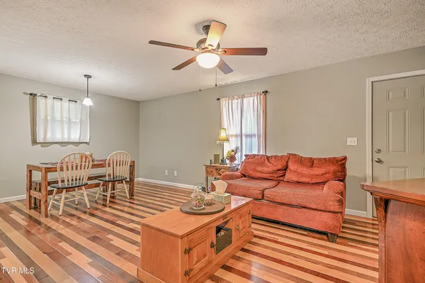$286,000 | 1965 Whitehouse Road, Greeneville, TN 37745