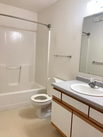 $1,100 | 400 11th Avenue Northeast, Waseca, MN 56093