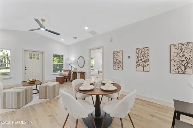 $295,000 | 112 Oleander Drive, San Mateo, FL 32187