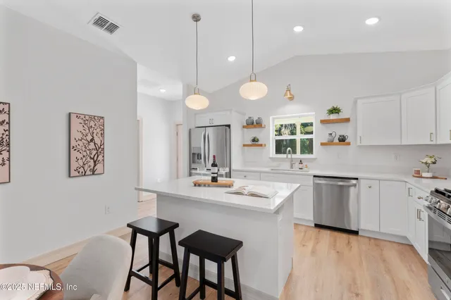 $295,000 | 112 Oleander Drive, San Mateo, FL 32187