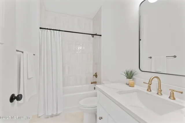 $295,000 | 112 Oleander Drive, San Mateo, FL 32187