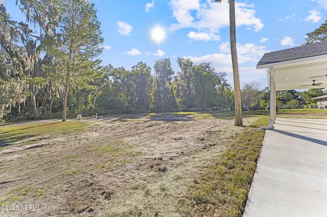$295,000 | 112 Oleander Drive, San Mateo, FL 32187