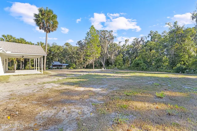 $295,000 | 112 Oleander Drive, San Mateo, FL 32187