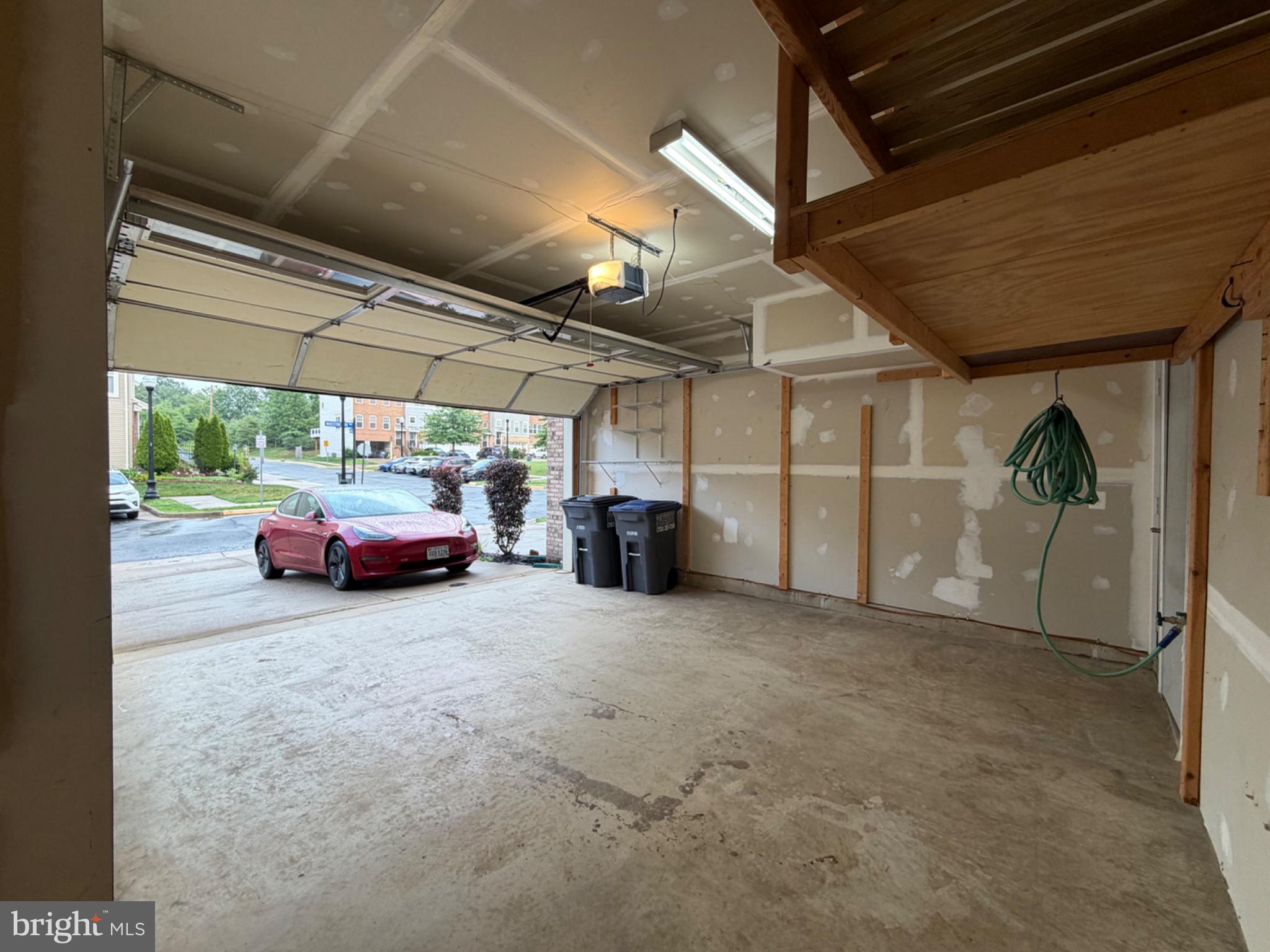 25333 Wakestone Terrace Chantilly, VA 20152 - Photo 53 of 109 Spacious garage with modern access.
