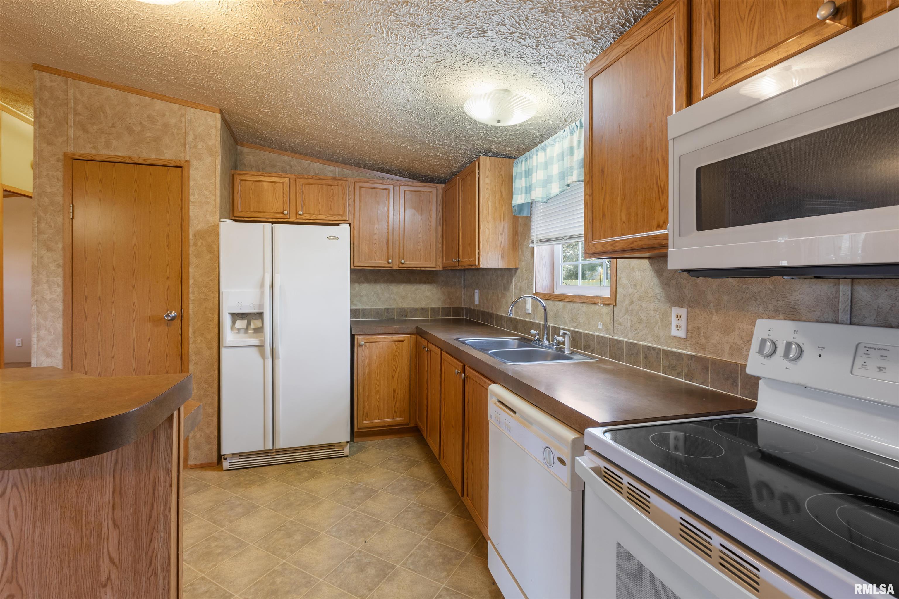 16000 Liberty School Road Marion, IL 62959 - Photo 11 of 24