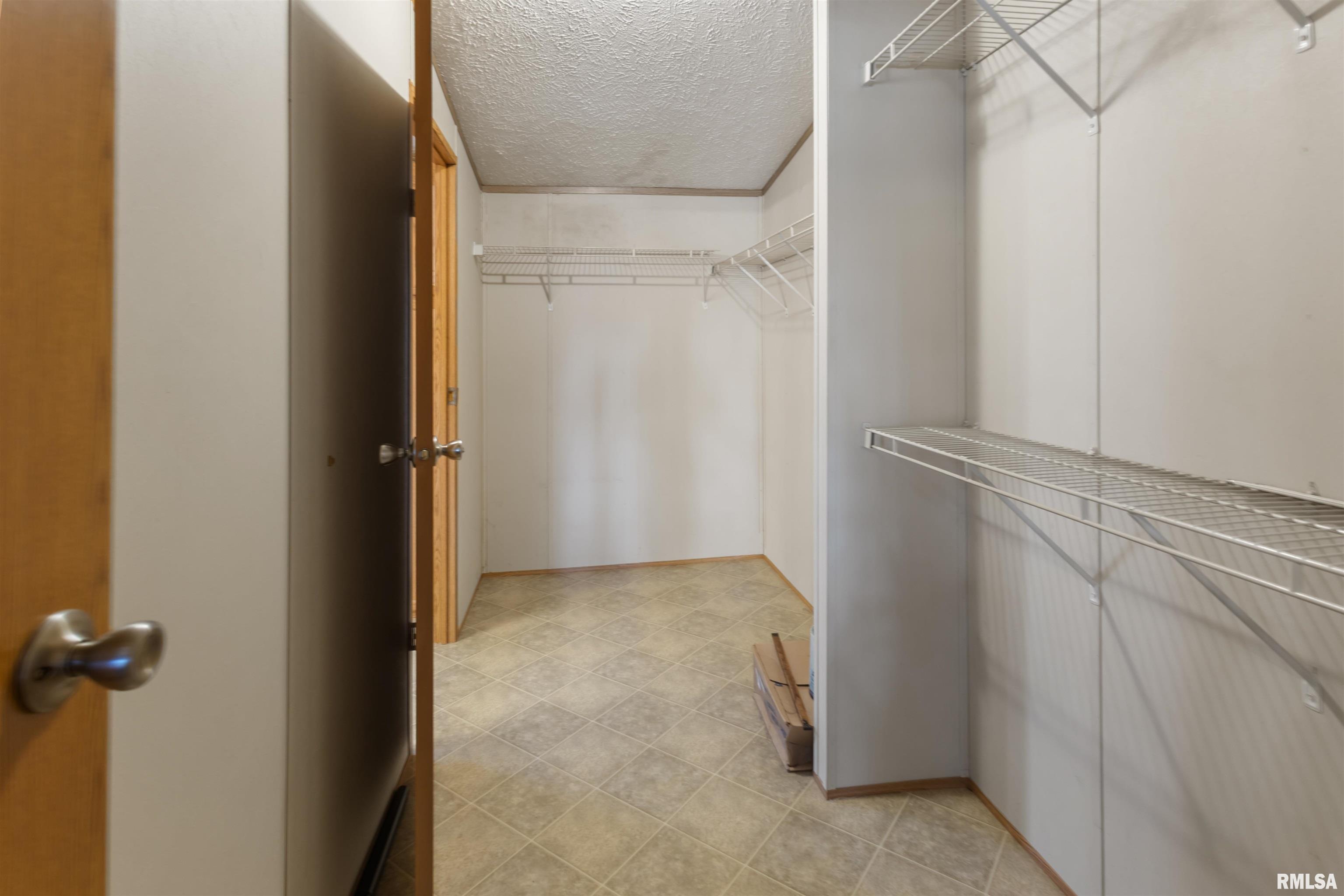 16000 Liberty School Road Marion, IL 62959 - Photo 9 of 24