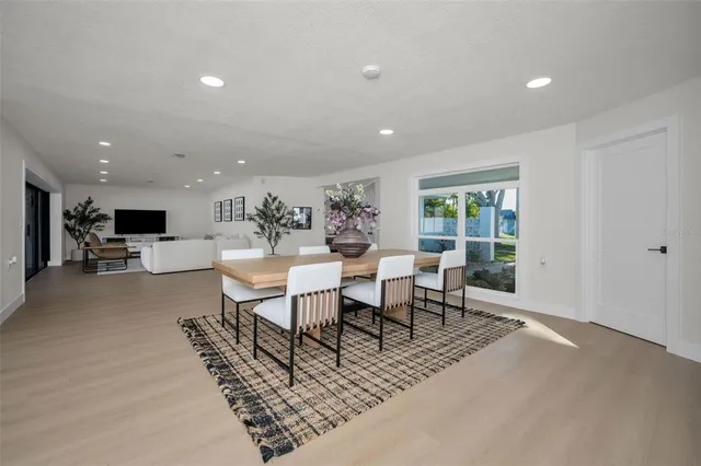 $649,900 | 1695 Clearwater Harbor Drive, Largo, FL 33770