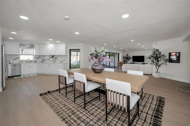 $649,900 | 1695 Clearwater Harbor Drive, Largo, FL 33770