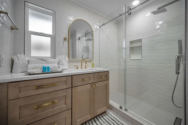 $649,900 | 1695 Clearwater Harbor Drive, Largo, FL 33770