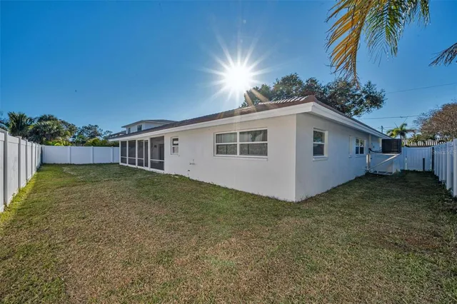 $649,900 | 1695 Clearwater Harbor Drive, Largo, FL 33770