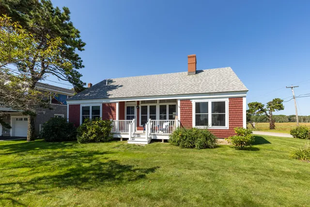 $2,100,000 | 168 Ocean Avenue, Wells, ME 04090