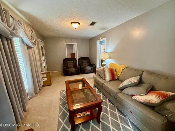 $184,000 | 1861 Highway 25, Carthage, MS 39051