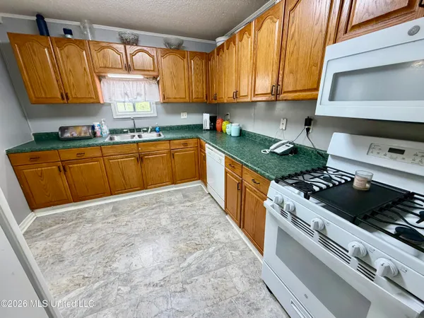 $184,000 | 1861 Highway 25, Carthage, MS 39051