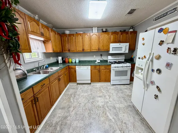 $184,000 | 1861 Highway 25, Carthage, MS 39051