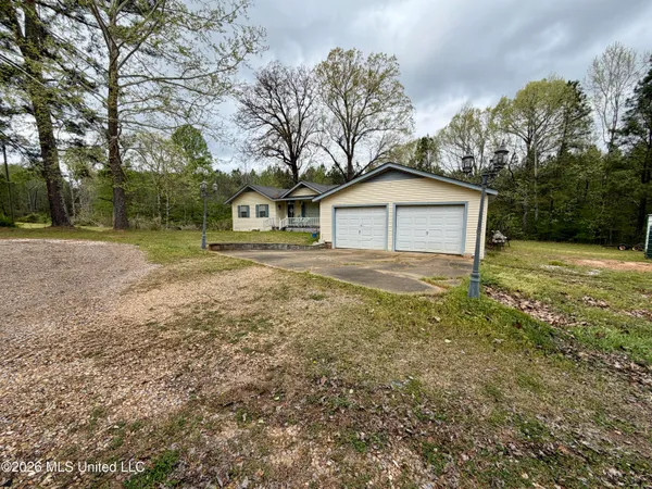 $184,000 | 1861 Highway 25, Carthage, MS 39051