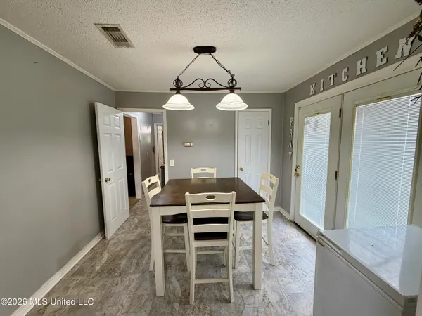 $184,000 | 1861 Highway 25, Carthage, MS 39051