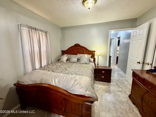 $184,000 | 1861 Highway 25, Carthage, MS 39051