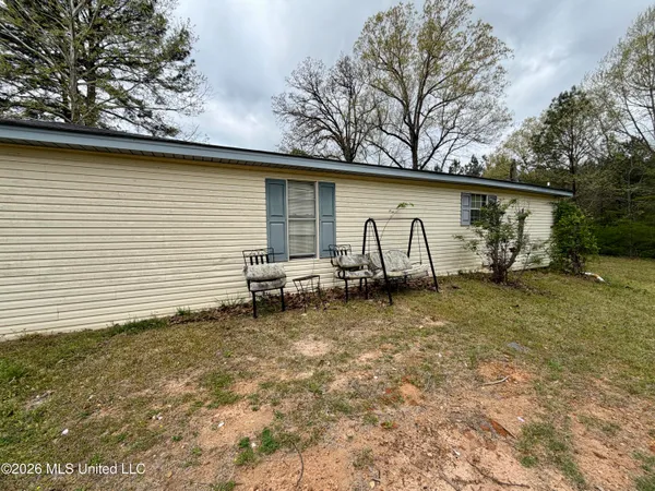 $184,000 | 1861 Highway 25, Carthage, MS 39051