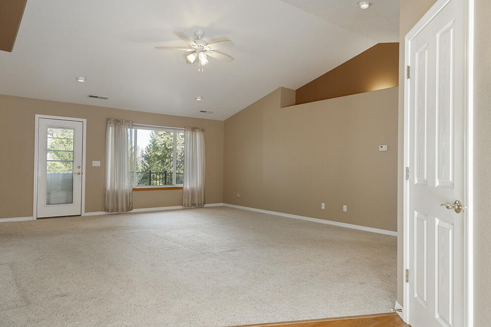 178 Incline Drive Grants Pass, OR 97527 - Photo 5 of 49 4