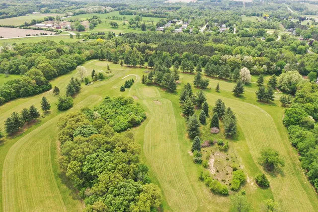 $1,500,000 | 1004 Links Drive, Poynette, WI 53955