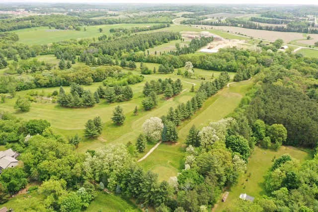 $1,500,000 | 1004 Links Drive, Poynette, WI 53955