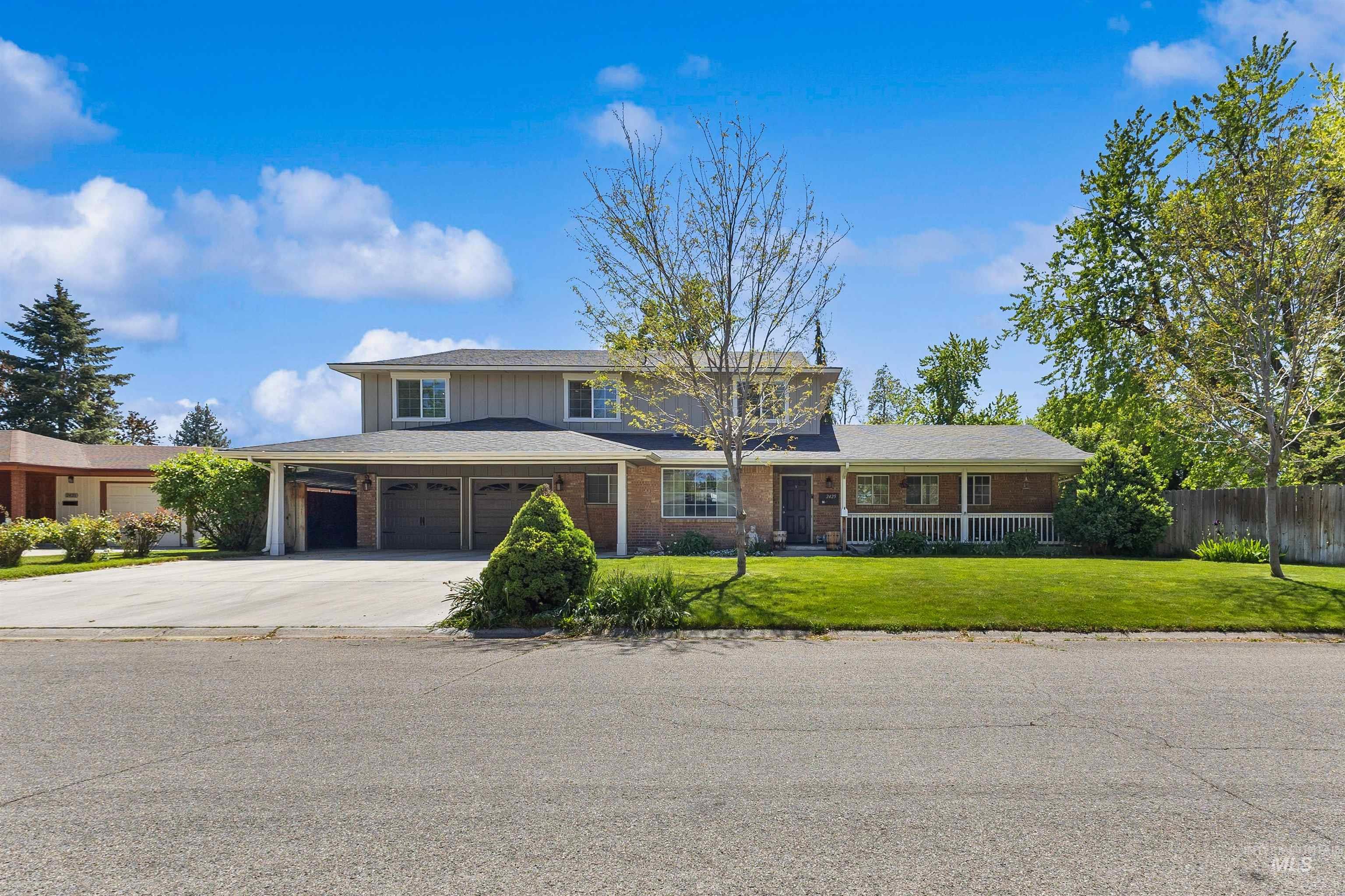 2425 North Redway Road Boise, ID 83704 - Photo 1 of 49