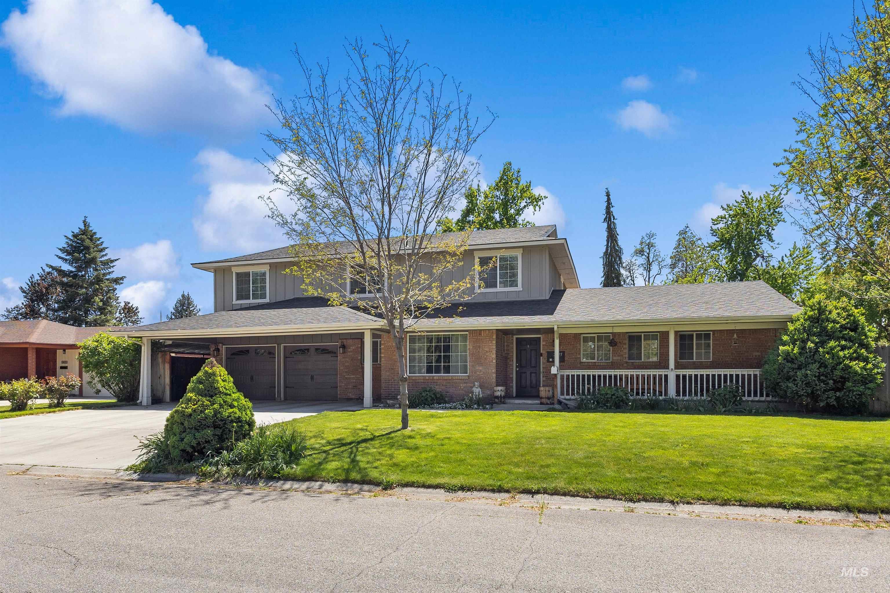 2425 North Redway Road Boise, ID 83704 - Photo 2 of 49