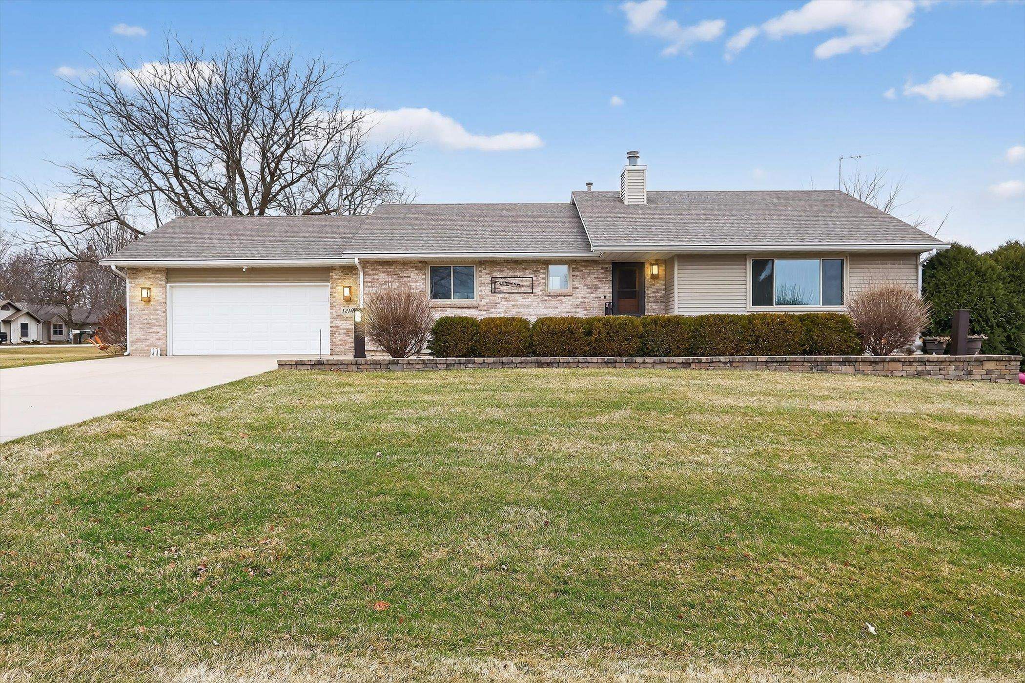 1210 Lake Summerset Road Davis, IL 61019 - Photo 9 of 55