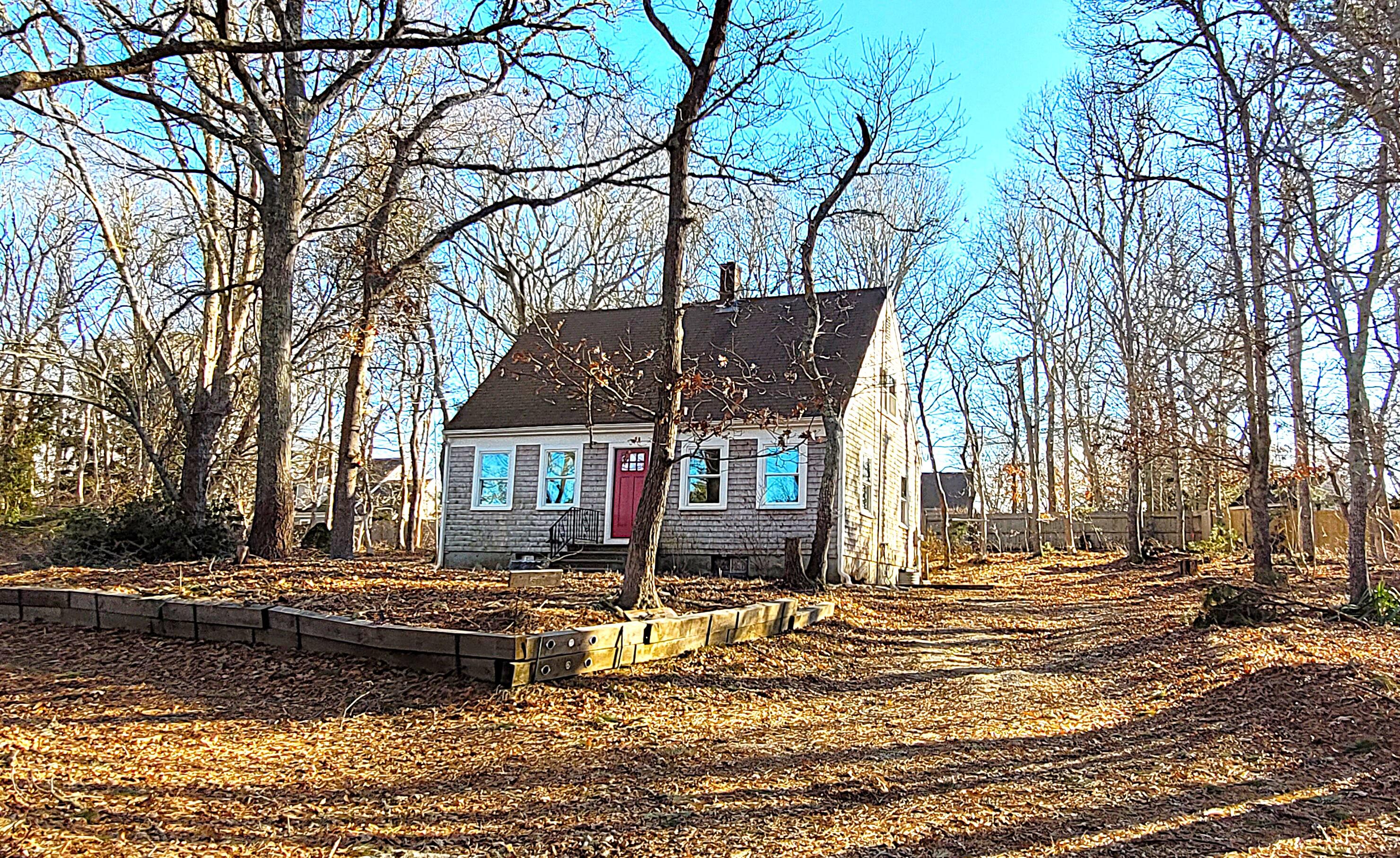 14 South Yarmouth Road Dennis, MA 02638 - Photo 8 of 46 Front