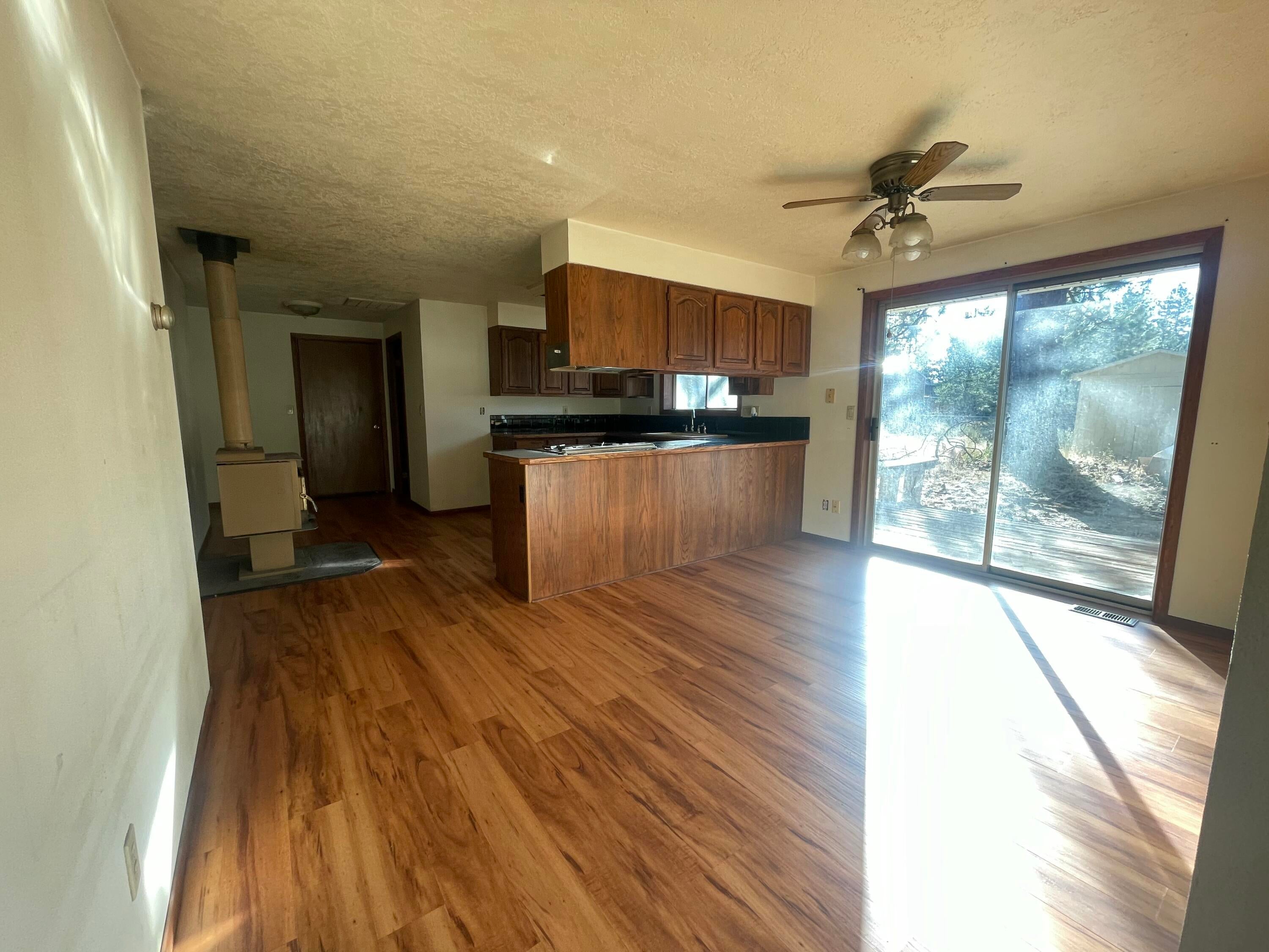 60215 Cheyenne Road Bend, OR 97702 - Photo 11 of 26 IMG_8298