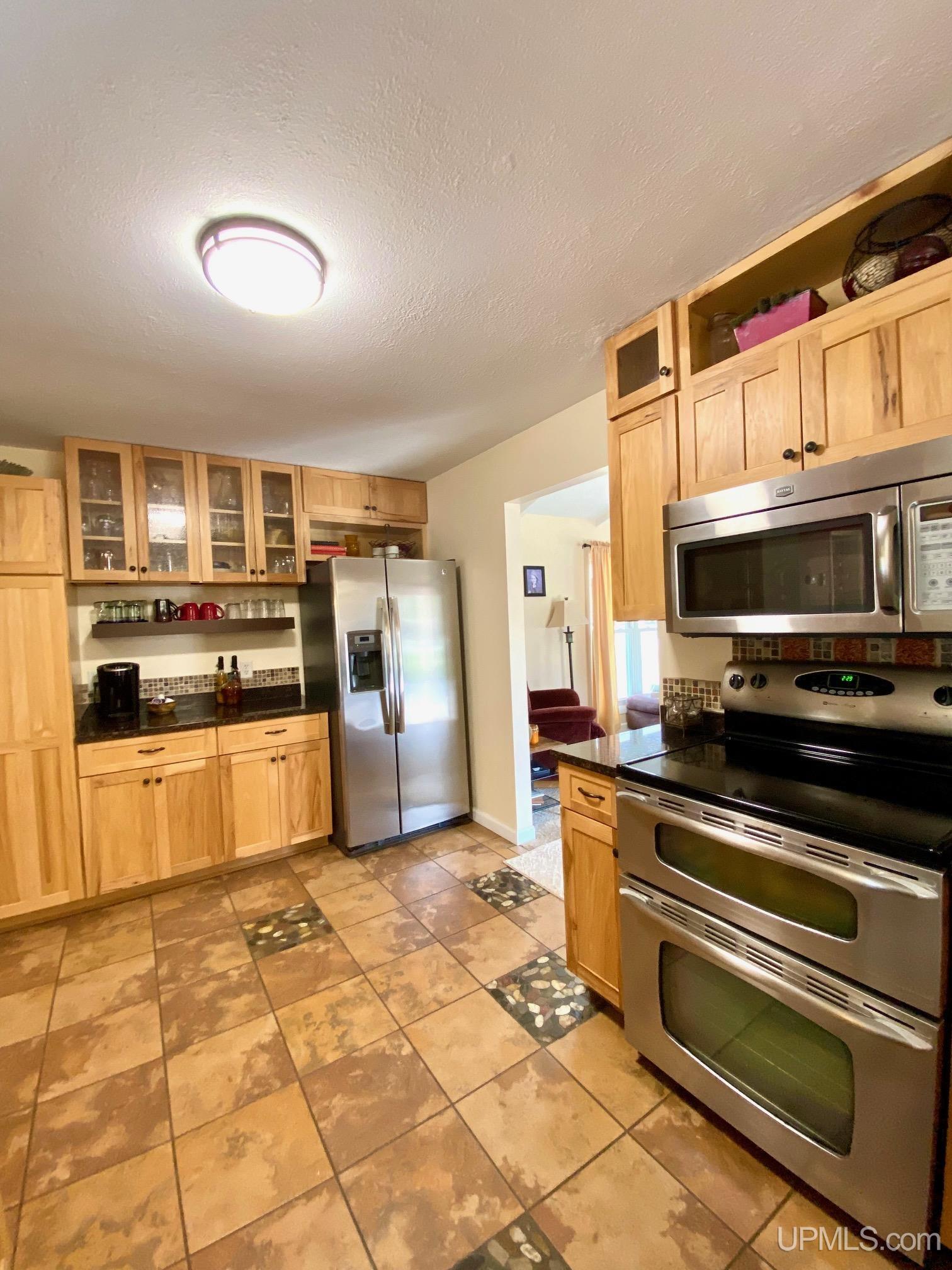 105 Ridge Lane Marquette, MI 49855 - Photo 18 of 78 Gallery Image 18