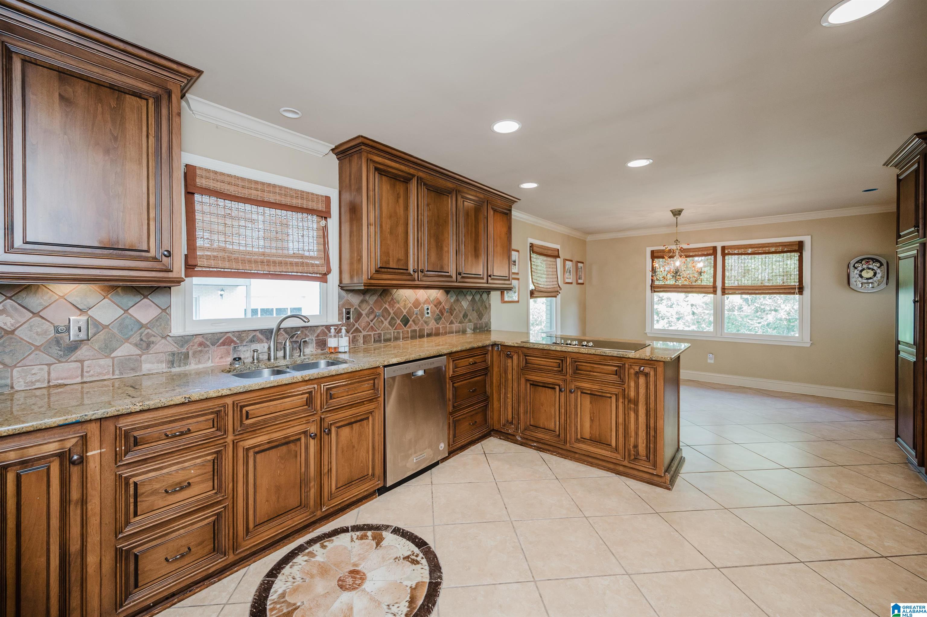 2208 Tanglewood Road Birmingham, AL 35216 - Photo 14 of 44