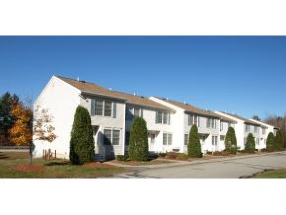 6 Pleasant Street, Unit 2 Hooksett, NH 03106 - Photo 1 of 1 Gallery Image 1